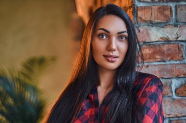 Esmer hippi erkek 