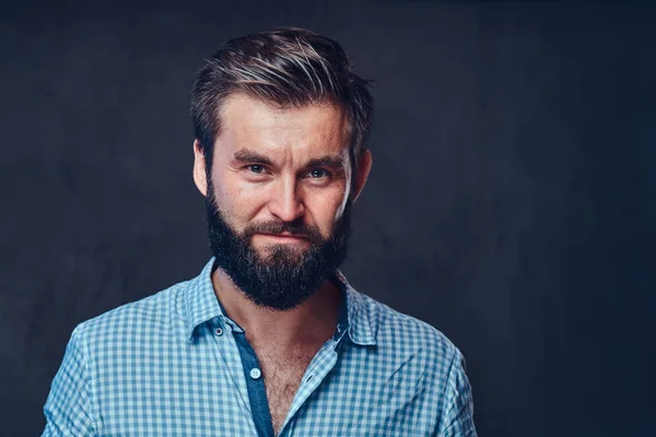 Портрет привабливого бородатого чоловіка — стокове фото