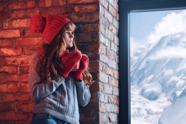 Bir çekici Kızıl saçlı erkek