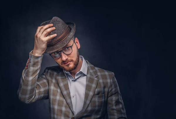 Studio Portrait Bearded Hipster Hat Glasses Wearing Casual Suit — Stock Photo, Image
