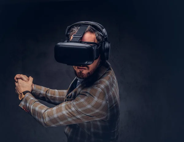 Retrato Estudio Hombre Con Gafas Realidad Virtual — Foto de Stock