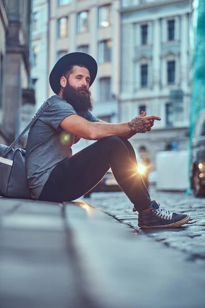 Handsome Hipster Traveler Stylish Beard Tattoo His Arms Dressed Casual — Stock Photo, Image