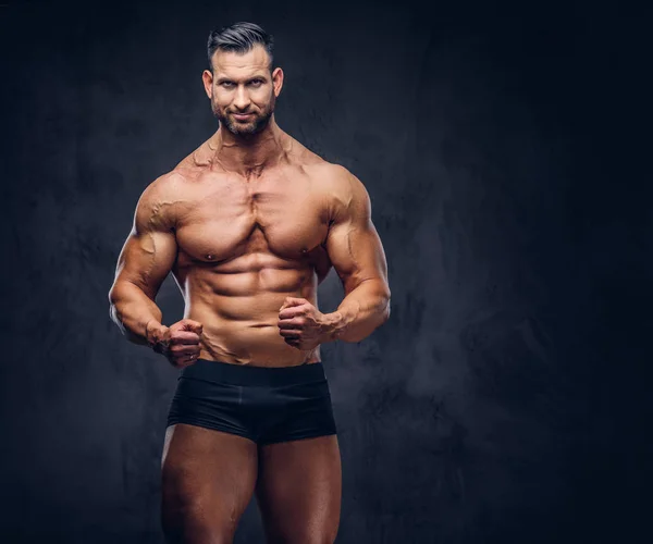 Retrato Hombre Enorme Sin Camisa Con Cuerpo Musculoso Con Corte — Foto de Stock