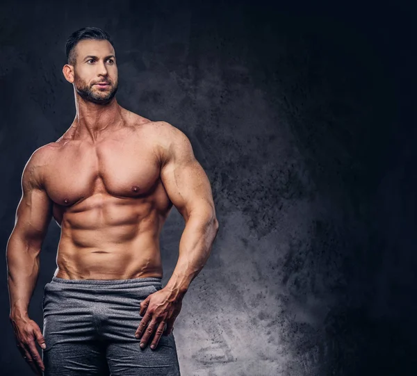 Porträt Eines Hemdlosen Großen Mannes Mit Muskulösem Körper Mit Stylischem — Stockfoto