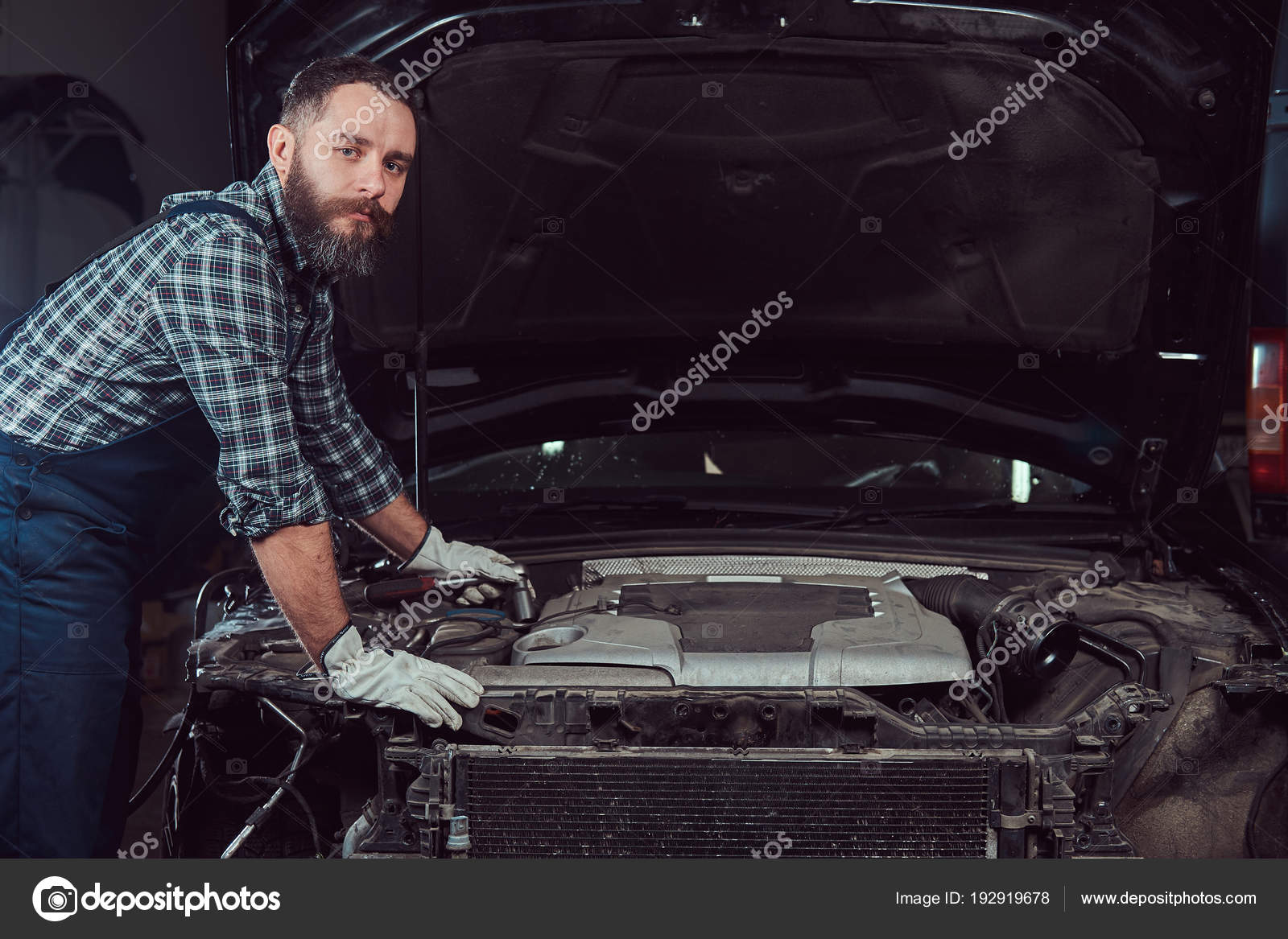 Mechanic Man Uniform Repairing Car Garage Service Station Stock