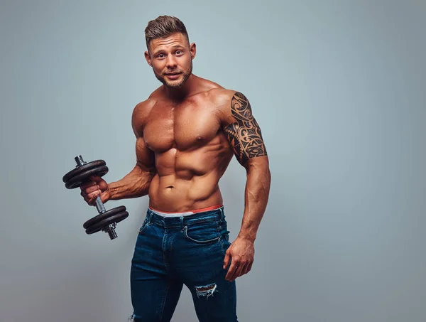 Beau Bodybuilder Torse Avec Une Coiffure Une Barbe Élégantes Avec — Photo