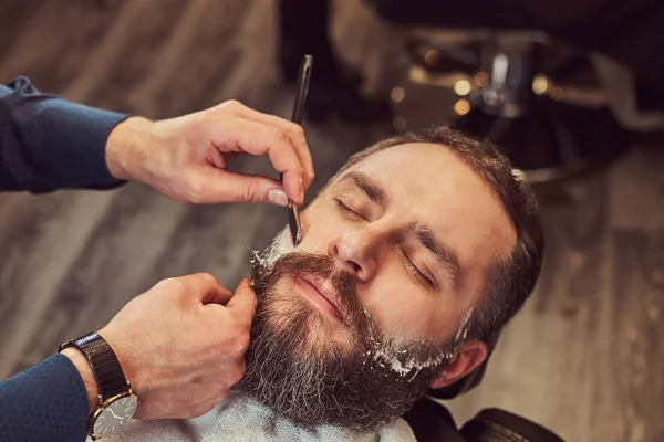 Peluquería Profesional Modelando Barba Peluquería Foto Primer Plano —  Fotos de Stock