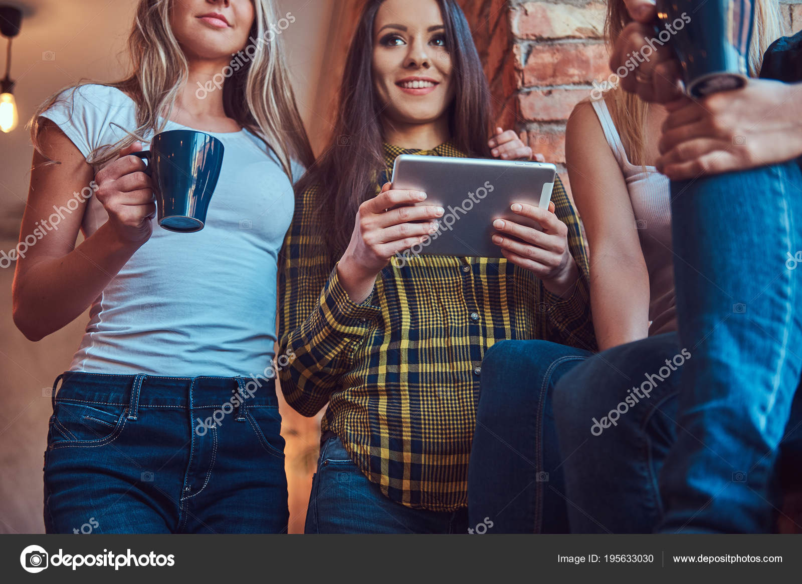 Amiga busca habitacion [PUNIQRANDLINE-(au-dating-names.txt) 34