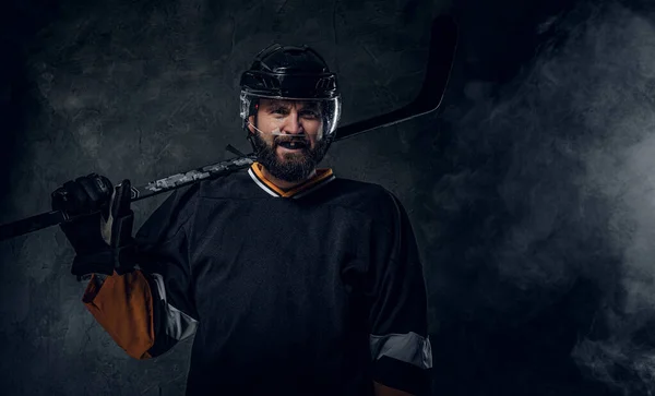 Ritratto di giocatore professionista di hockey — Foto Stock