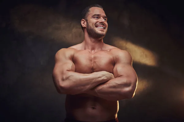 Ritratto di attraente bodybuilder nudo — Foto Stock
