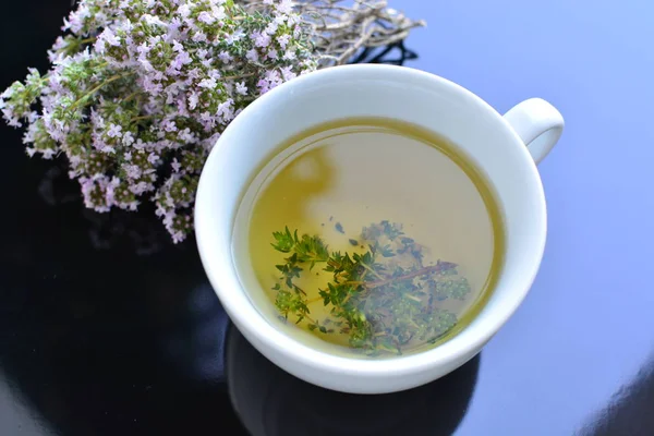 Te de hiyerbas - tomillo