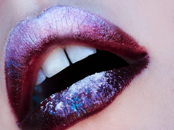 Lips, art make-up with shadows and Shine. Close-up, small depth of field — Stock Photo, Image