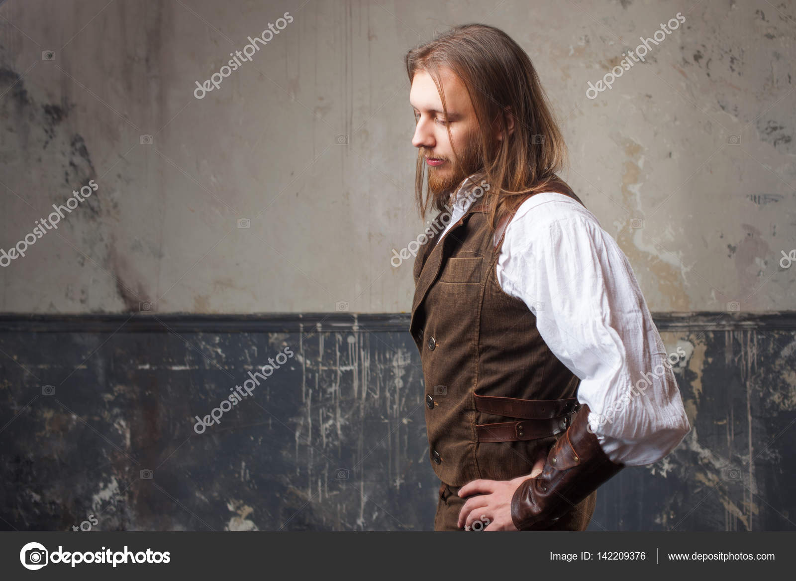Gut Aussehend Mannlichen Steam Punk Retro Mann Portrat Uber
