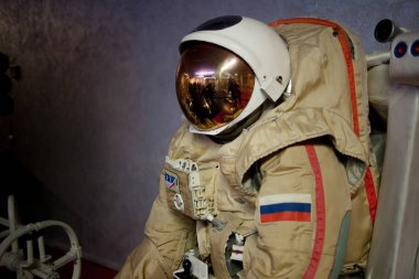 Moskova, Rusya - 6 Eylül 2015: Sovyet kozmonot takım, cosmonautics Müzesi kukla