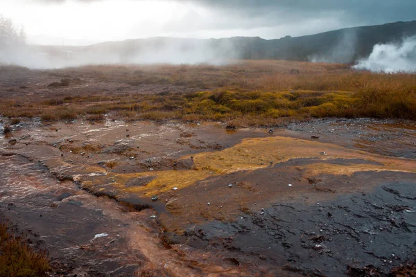 Iceland, valley of geysers, springs of hot geothermal water — Stock Photo, Image