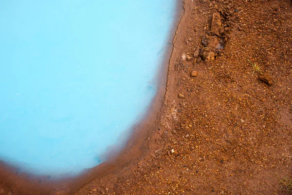 Islandia, valle de géiseres, manantiales de agua geotermal caliente — Foto de Stock