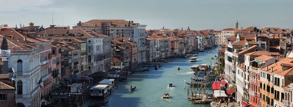Venedig, Italien - 6. Oktober 2017: Blick auf den Canal Grande — Stockfoto