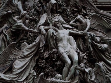 Duomo Milan kapıları