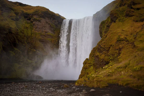 斯科加瀑布瀑布，冰岛。寒冷的天气 — 图库照片