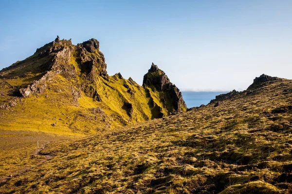 Island, vackra bergslandskap — Stockfoto