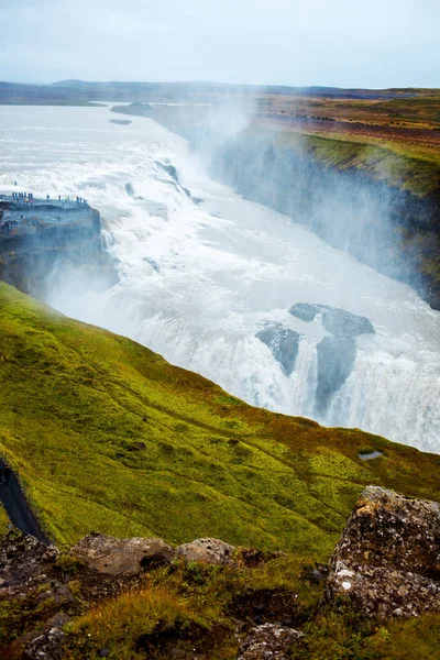 アイスランド、滝グトルフォス ゴールデン リングのツアー — ストック写真