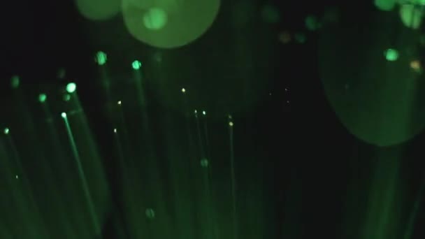 Sfondo luminoso astratto verde, concetto di connessione in fibra ottica digitale . — Video Stock