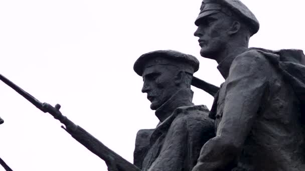 SAN PETERSBURG, RUSIA - 25 DE ENERO DE 2020: Monumento en honor a las pausas del asedio de Leningrado — Vídeos de Stock