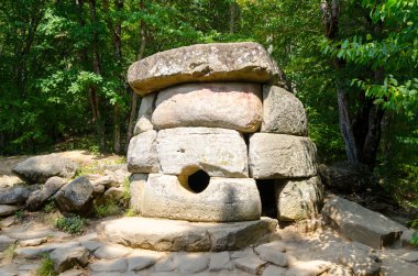 Dolmen Zhane Nehri Vadisi, Rusya Federasyonu