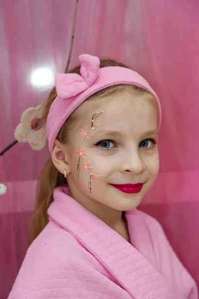 Portrait of a girl with makeup — Stock Photo, Image