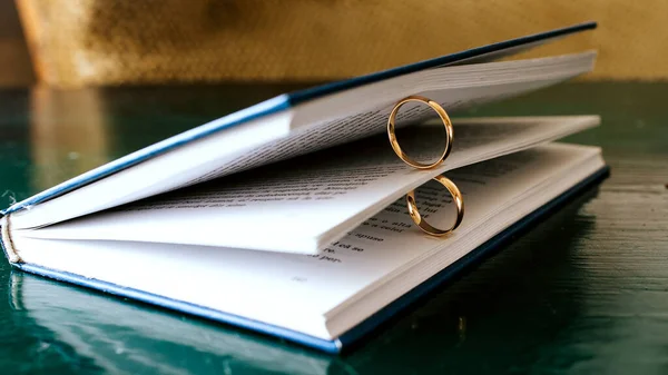 Збори Одруження Обручки Книзі — стокове фото
