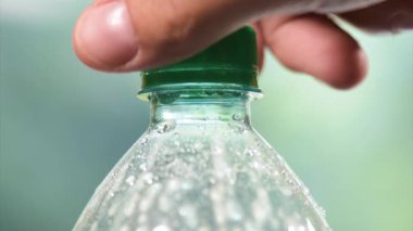 Taze serin maden suyu