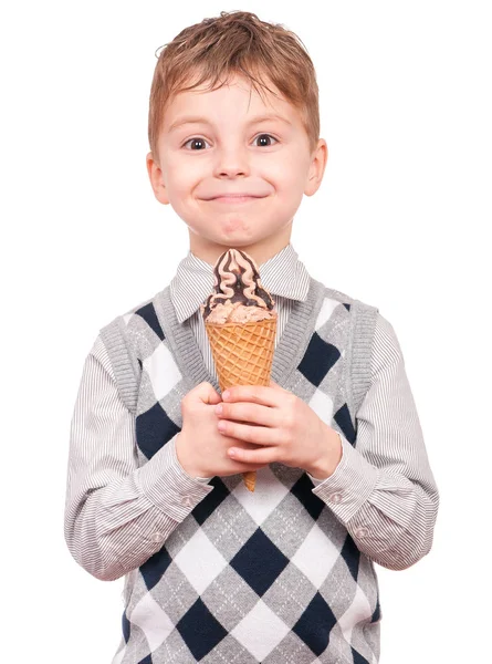 Kisfiú fagylalttal — Stock Fotó