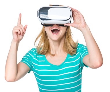 Vr gözlüklü kadın