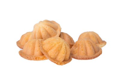 Kuih bahulu, Malay tatlı yumurta pandispanya beyaz arka plan üzerinde izole