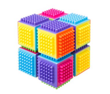 Beyaz arka planda izole edilmiş çocuk oyuncakları