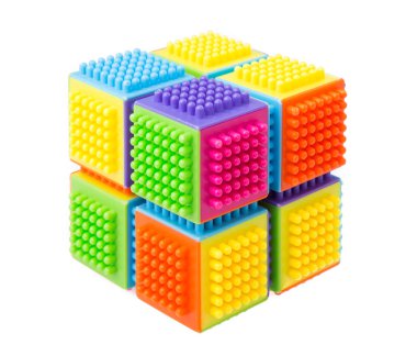 Beyaz arka planda izole edilmiş çocuk oyuncakları