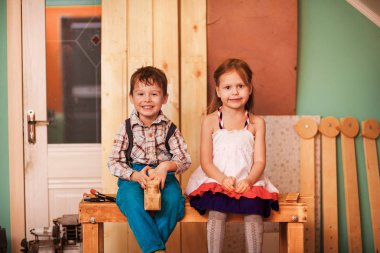 Atölyedeki çocuklar.