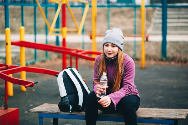 Young woman sportswoman. — Stock Photo, Image