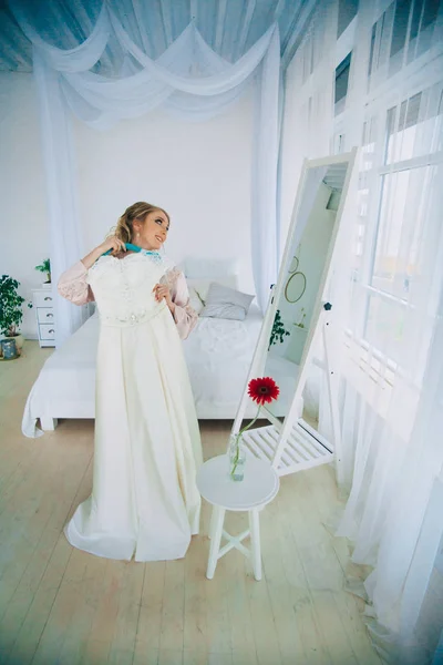 Morning of the bride. — Stock Photo, Image