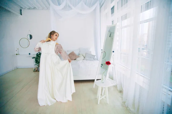 Morning of the bride. — Stock Photo, Image