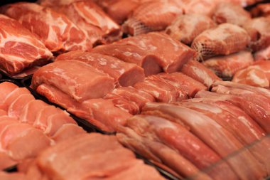 et dilimleri kutularında süpermarket çeşitli