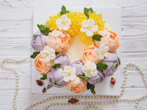 Nackte Hochzeitstorte Rustikale Schicht Hausgemachten Kuchen Mit Sahne Dessert Mit Stockbild