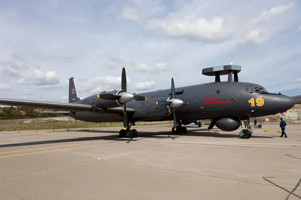 Uçak Ilyushin Il-38 bir sergi alanı