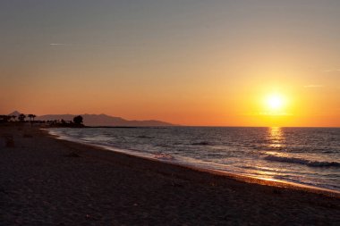 Akdeniz 'de gün batımı