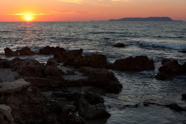 Akdeniz 'de gün batımı