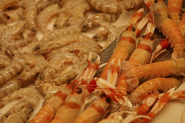 Shrimp scampi in the Mercado de Atarazanas