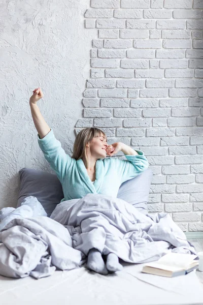 Tired Sleepy Woman Waking Yawning Stretch While Sitting Bed — Stock Photo, Image