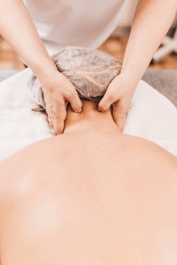 Omurga ve eklemlerin biyomekanik bozukluklarının elle tedavi edilmesi- bunlar omurganın çevresel eklemlerinin ve eklemlerinin işlevsel bozukluklarının tedavisinde kullanılan yöntemlerdir.