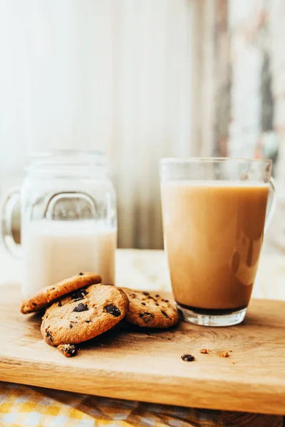 Breakfast Coffee Milk Cookies Chocolate Chips — Stock Photo, Image