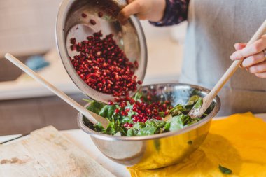 Etsiz festival salatası için adım adım tarif - diyet tabağı-sebze salatası